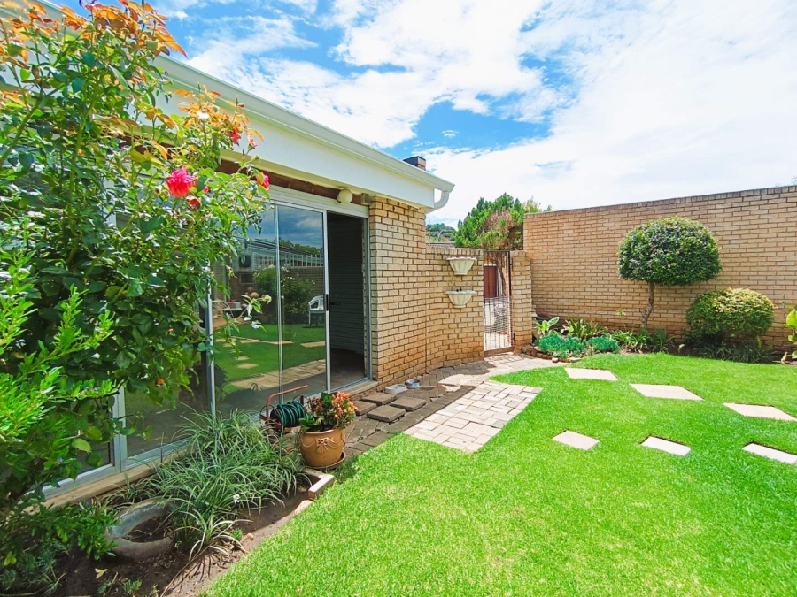 3 Bedroom Property for Sale in Langenhovenpark Free State